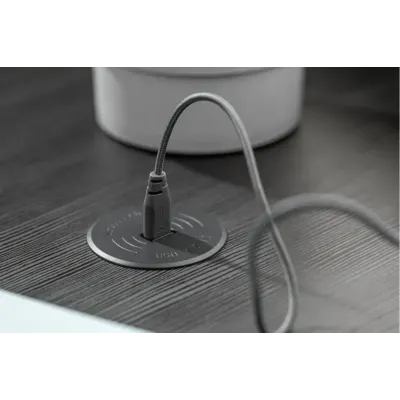 Вмонтований зарядний пристрій GTV з USB-роз'ємом